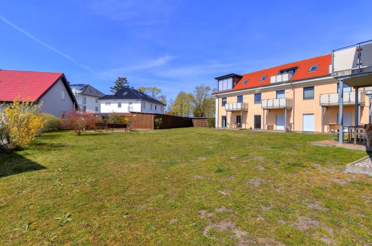 Peenemuende, Seglerhafen St Schoner 7, 13, 14 Exterior photo